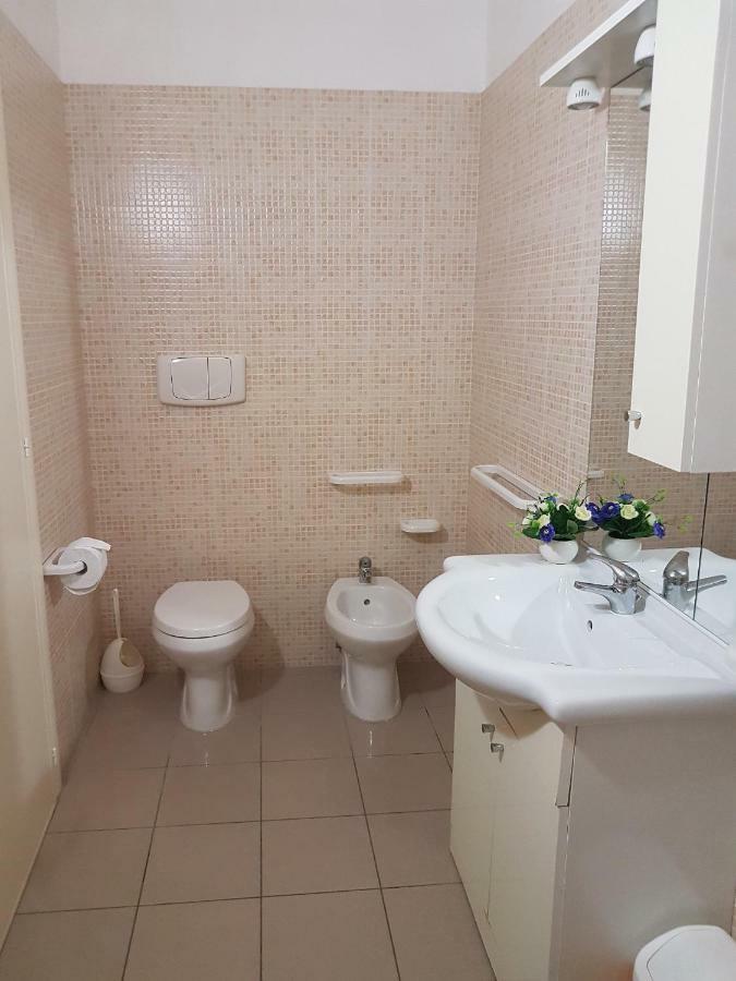 Casa Vacanze Manila Марина ди Манкаверза Екстериор снимка