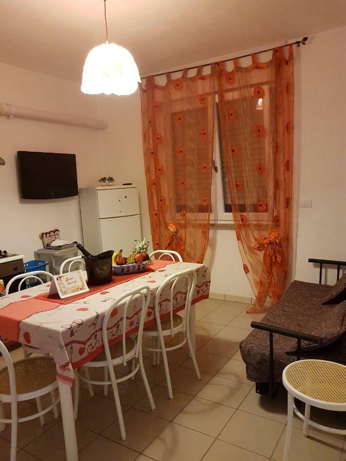 Casa Vacanze Manila Марина ди Манкаверза Екстериор снимка